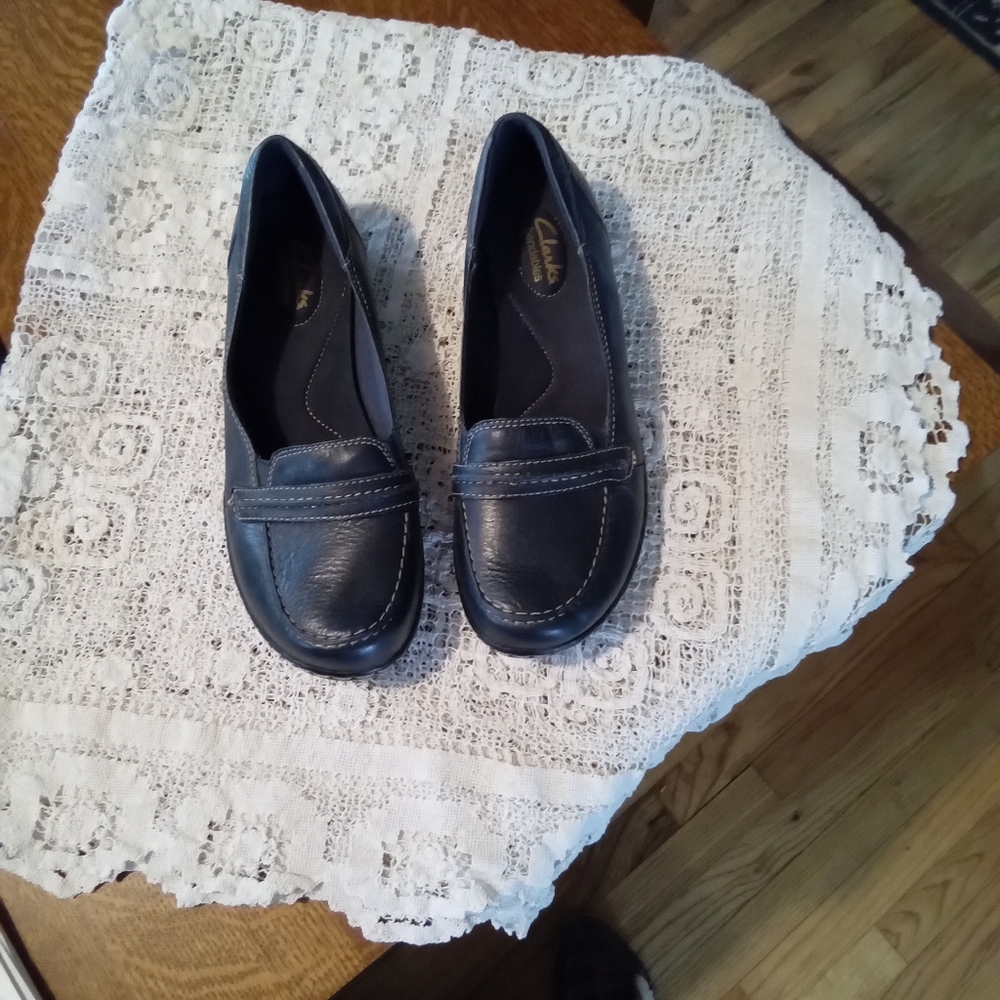 Clarks bendables loafers size 8.5